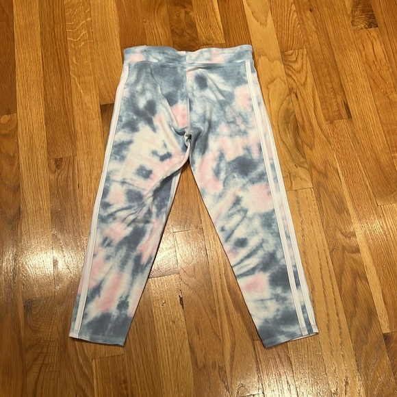 Girls tye dye cropped Adodas leggings - Picture 3 of 3
